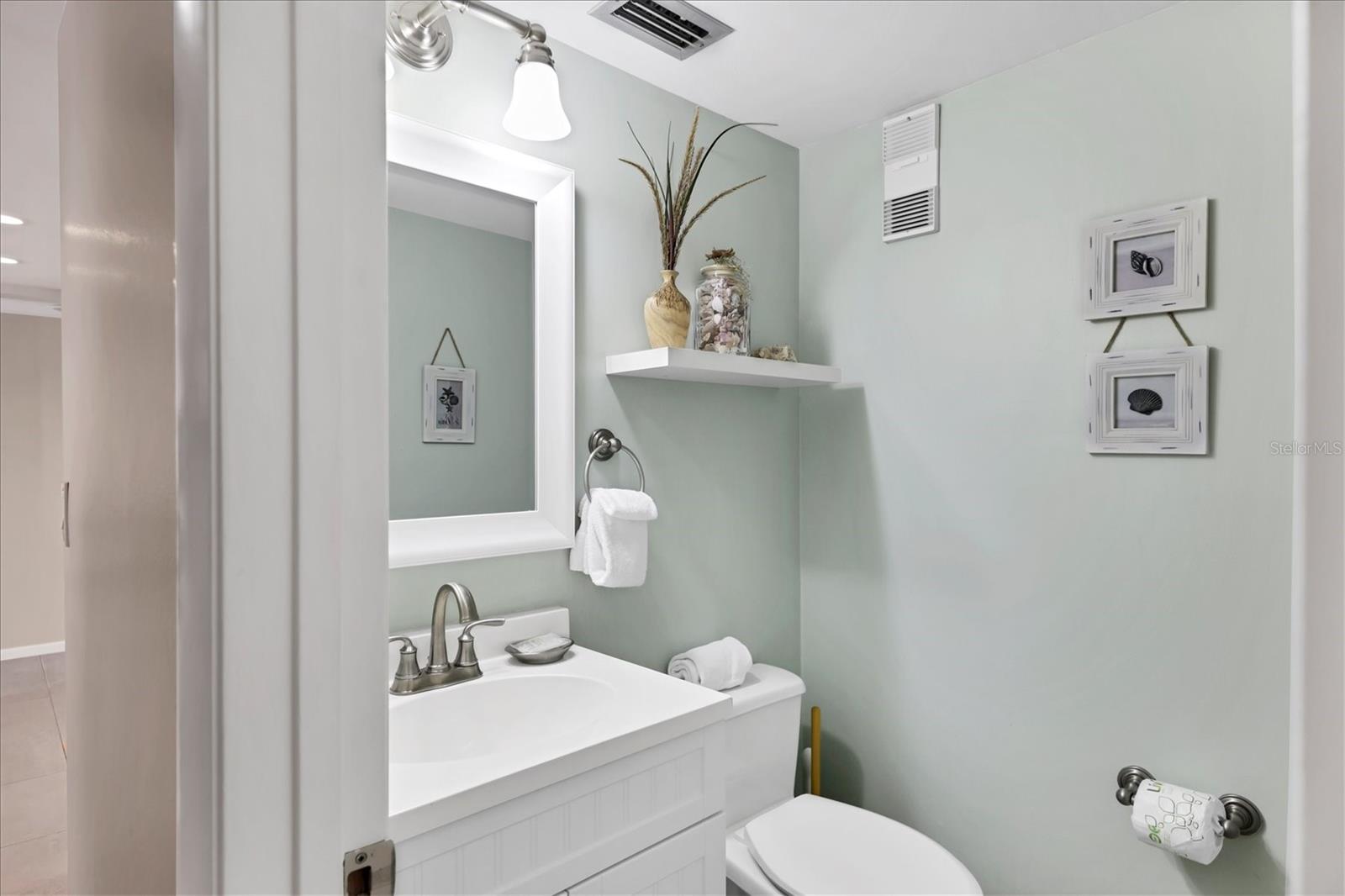 1900 COVE II PL #127 — photo 15