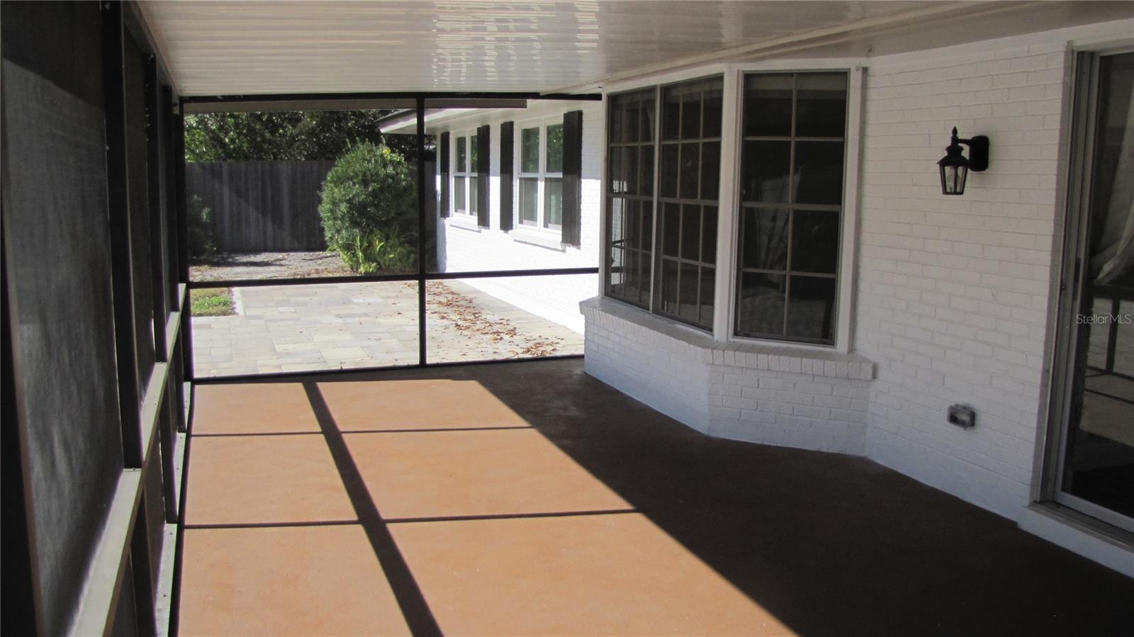 3326 SCHEFFLERA RD — photo 16