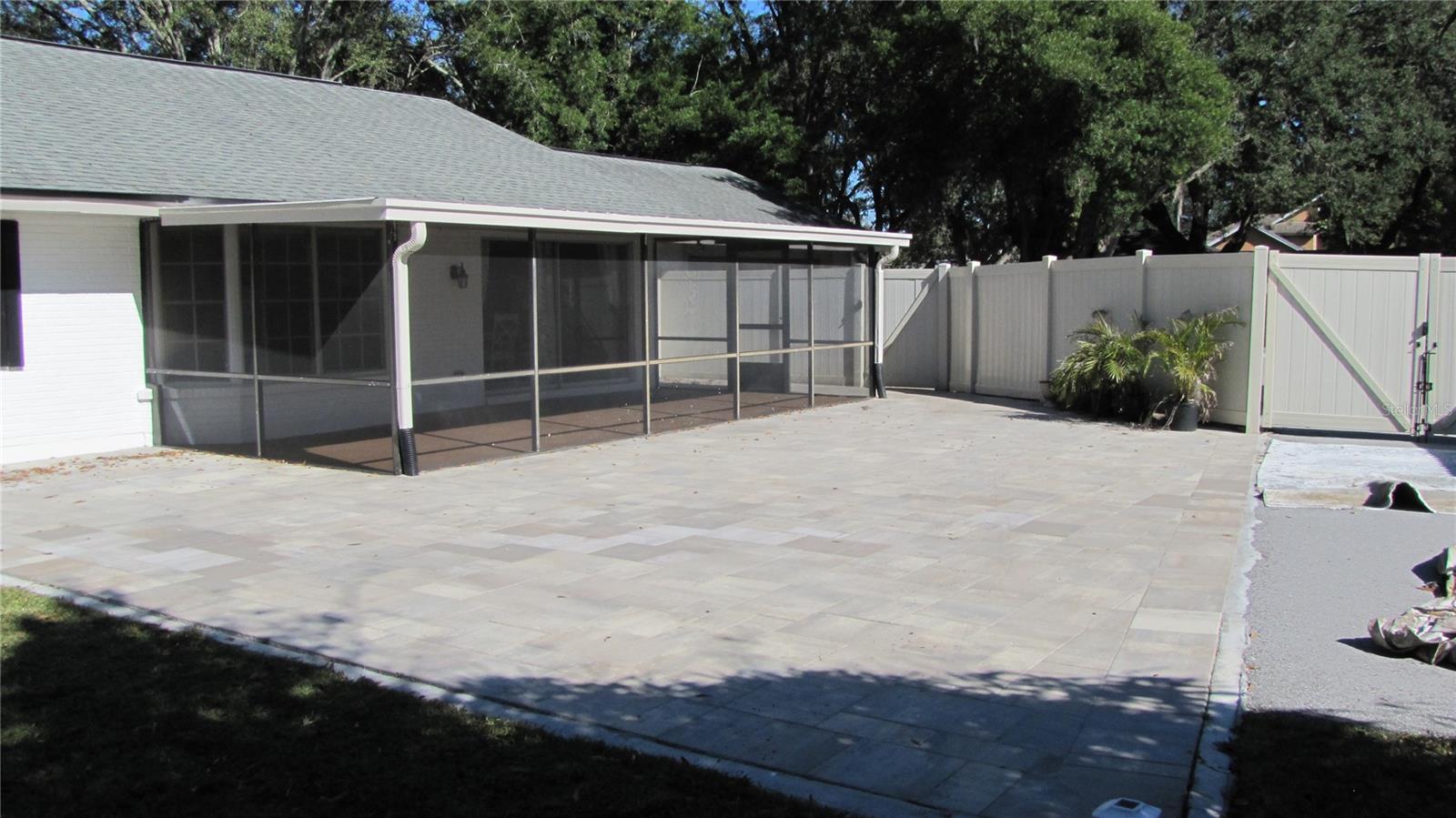 3326 SCHEFFLERA RD — photo 18
