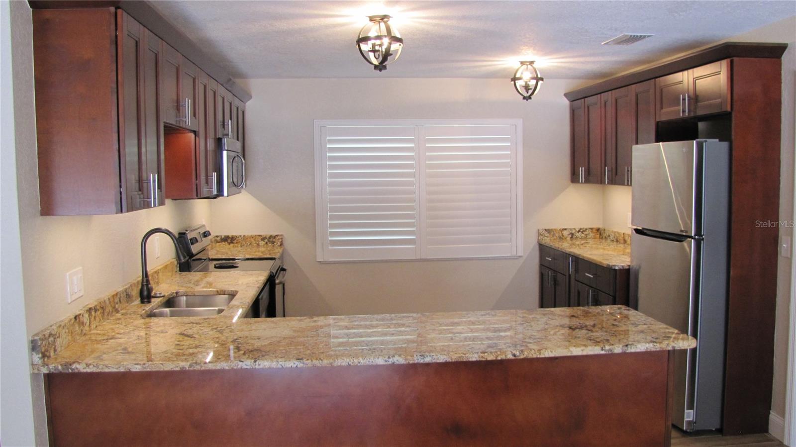 3326 SCHEFFLERA RD — photo 11