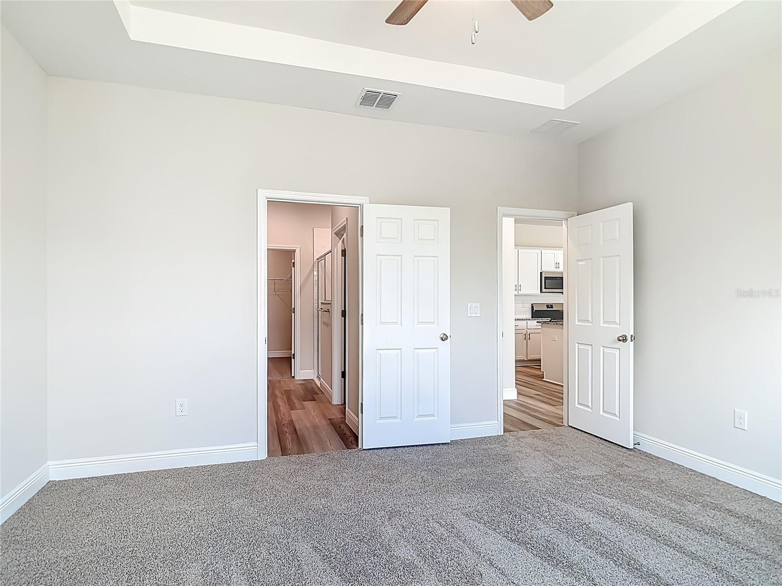 3762 SARDINIA AVE — photo 31