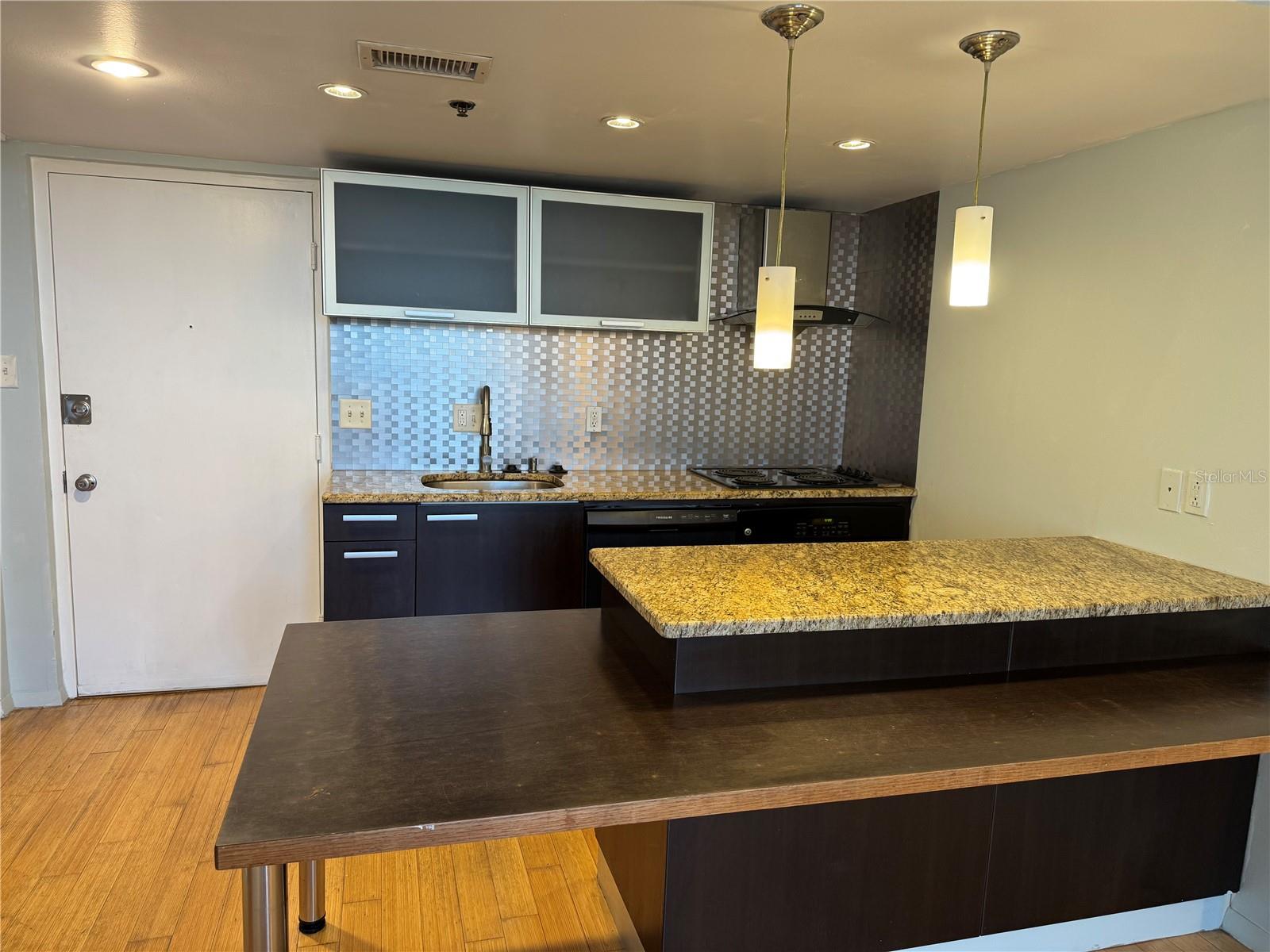 701 S MADISON AVE #312 — photo 5