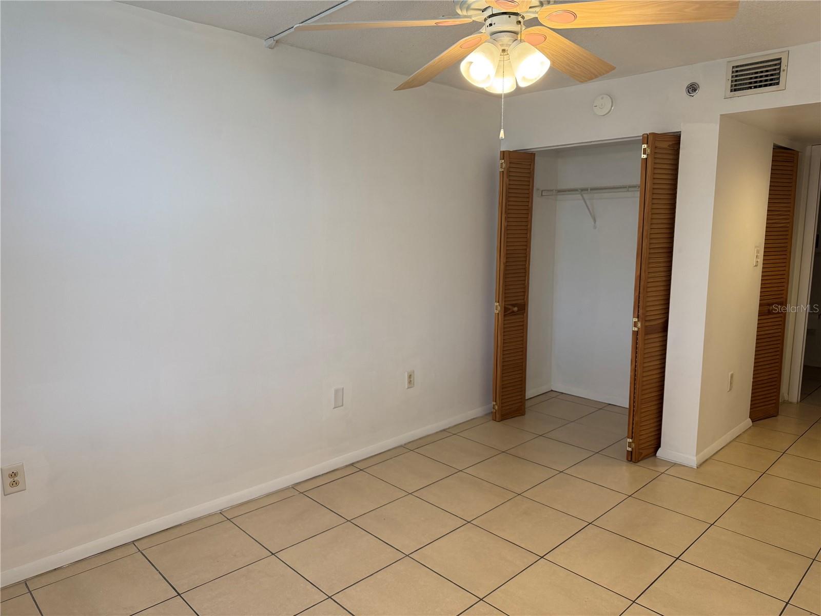 701 S MADISON AVE #312 — photo 10