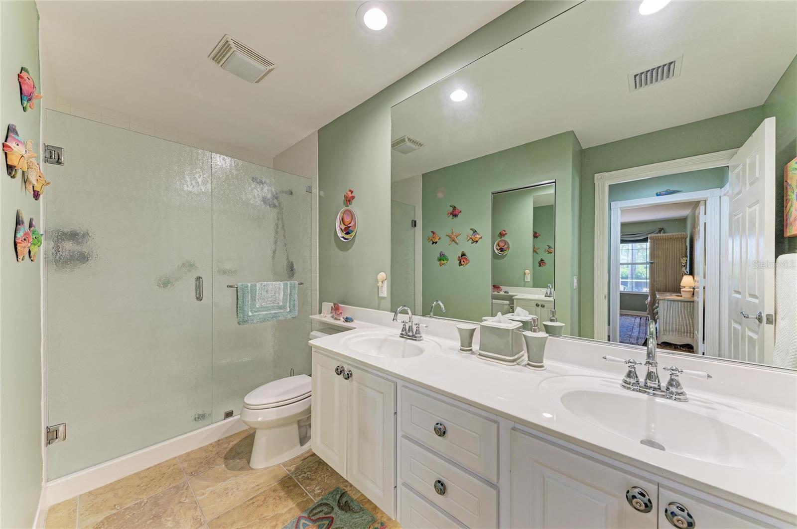 6256 ERICE ST — photo 35