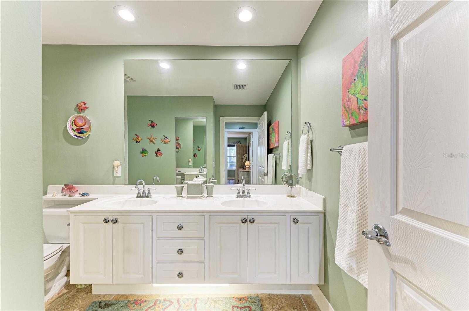 6256 ERICE ST — photo 34