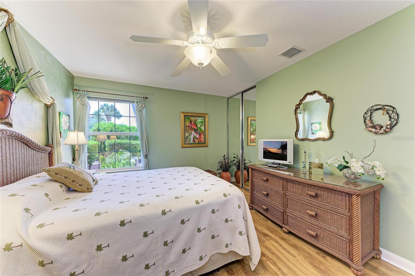 6256 ERICE ST — photo 37