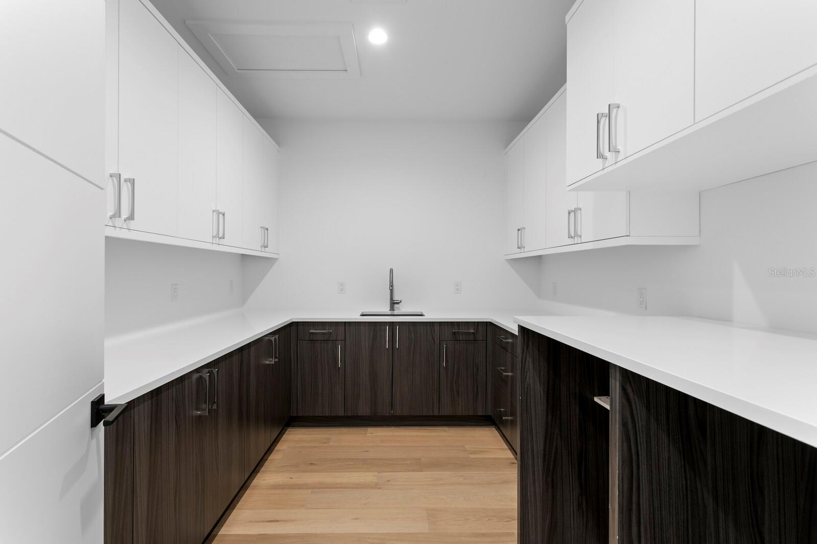 114 SANDS POINT DR — photo 50