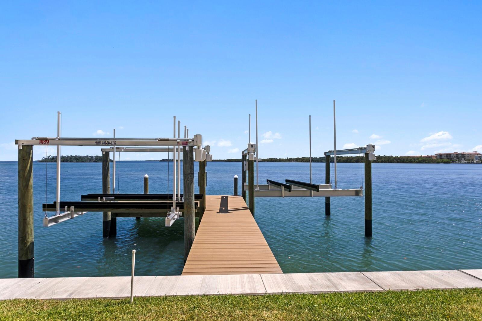 114 SANDS POINT DR — photo 61