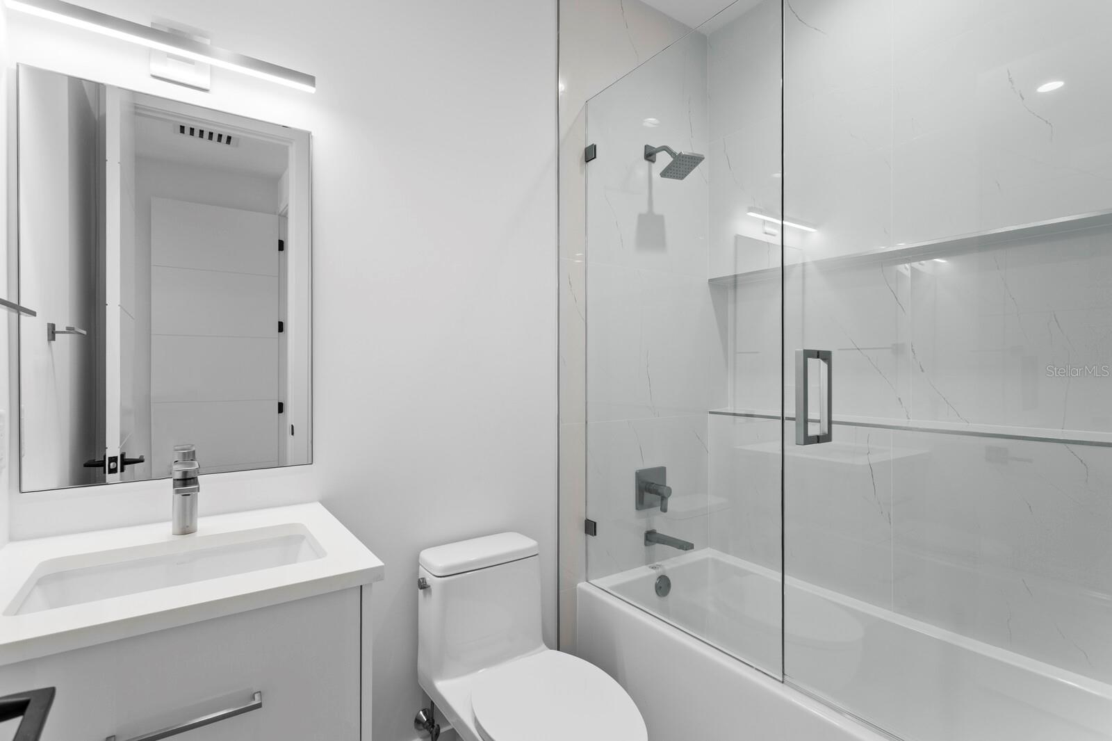114 SANDS POINT DR — photo 47