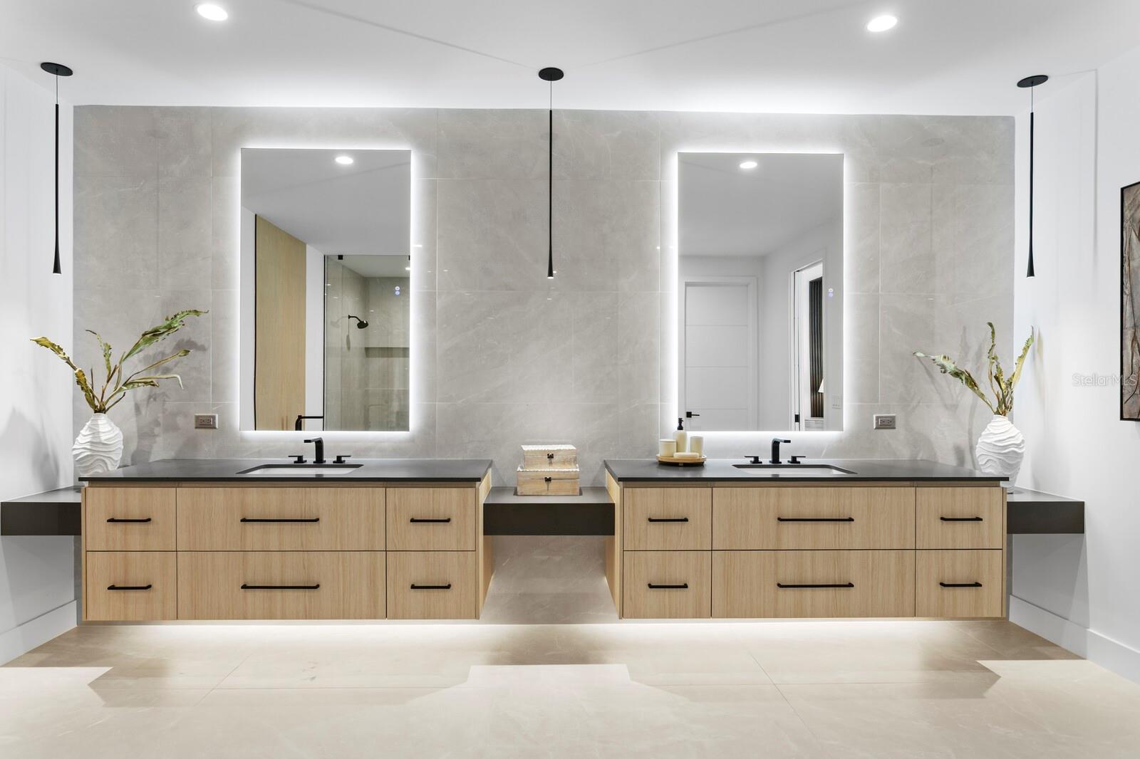 114 SANDS POINT DR — photo 41