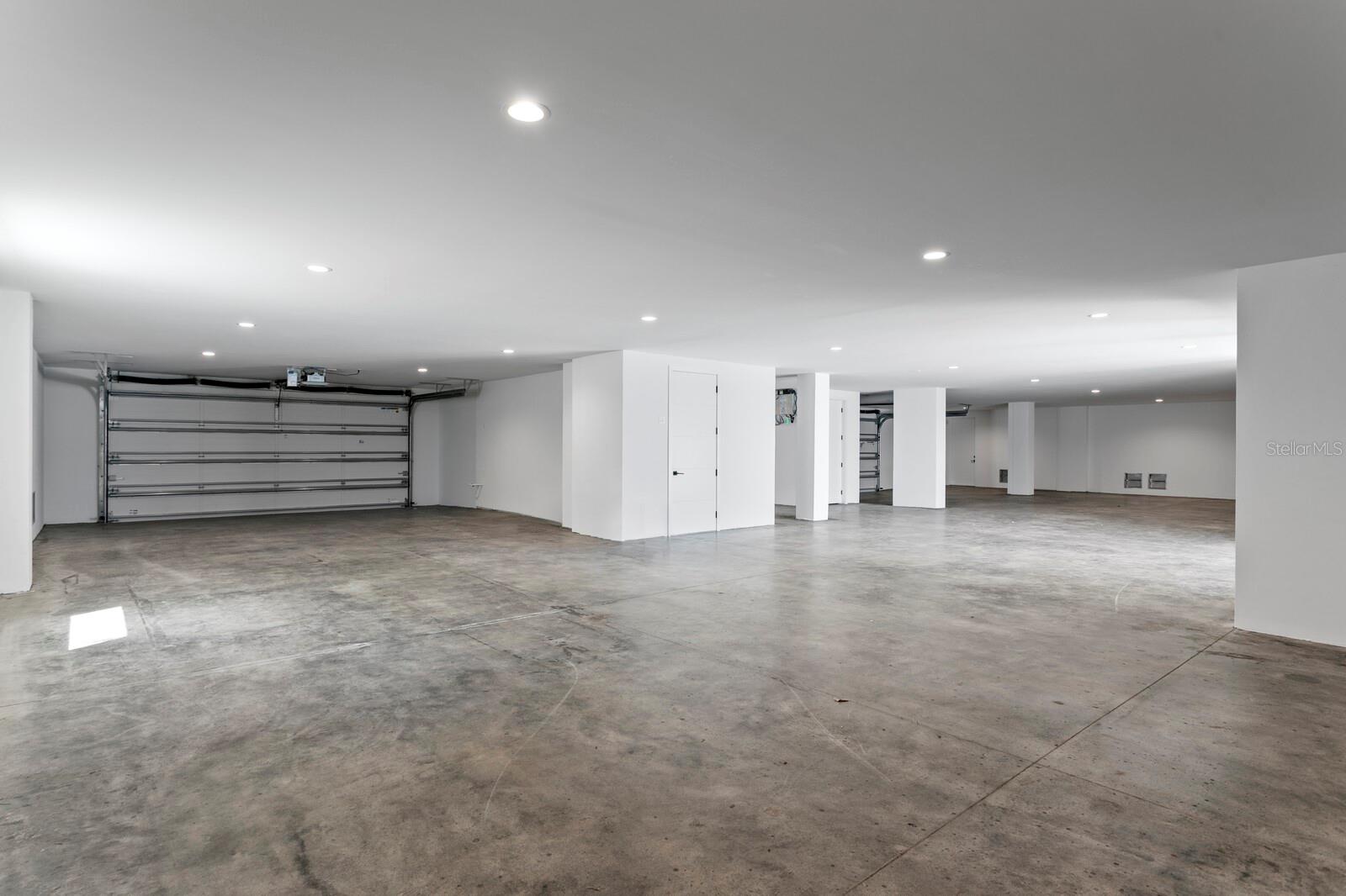 114 SANDS POINT DR — photo 58