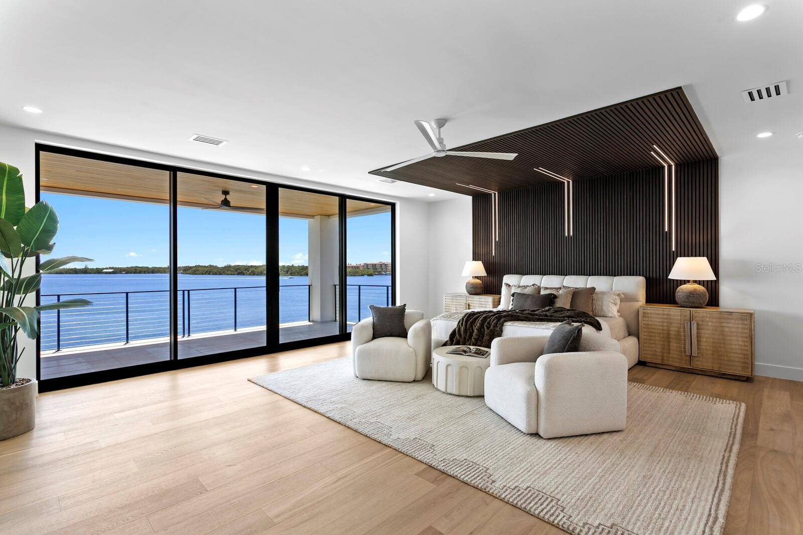 114 SANDS POINT DR — photo 35