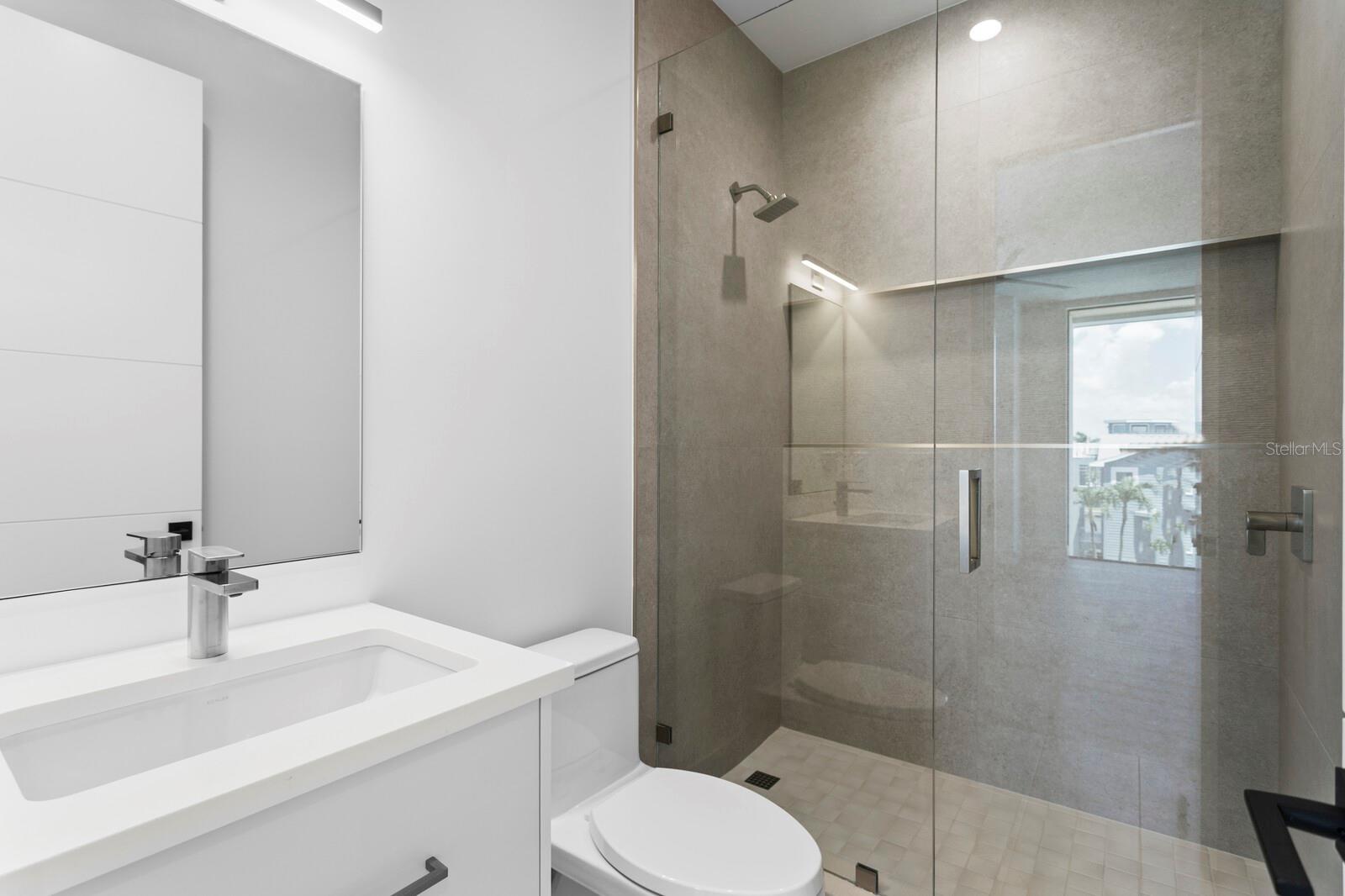 114 SANDS POINT DR — photo 49