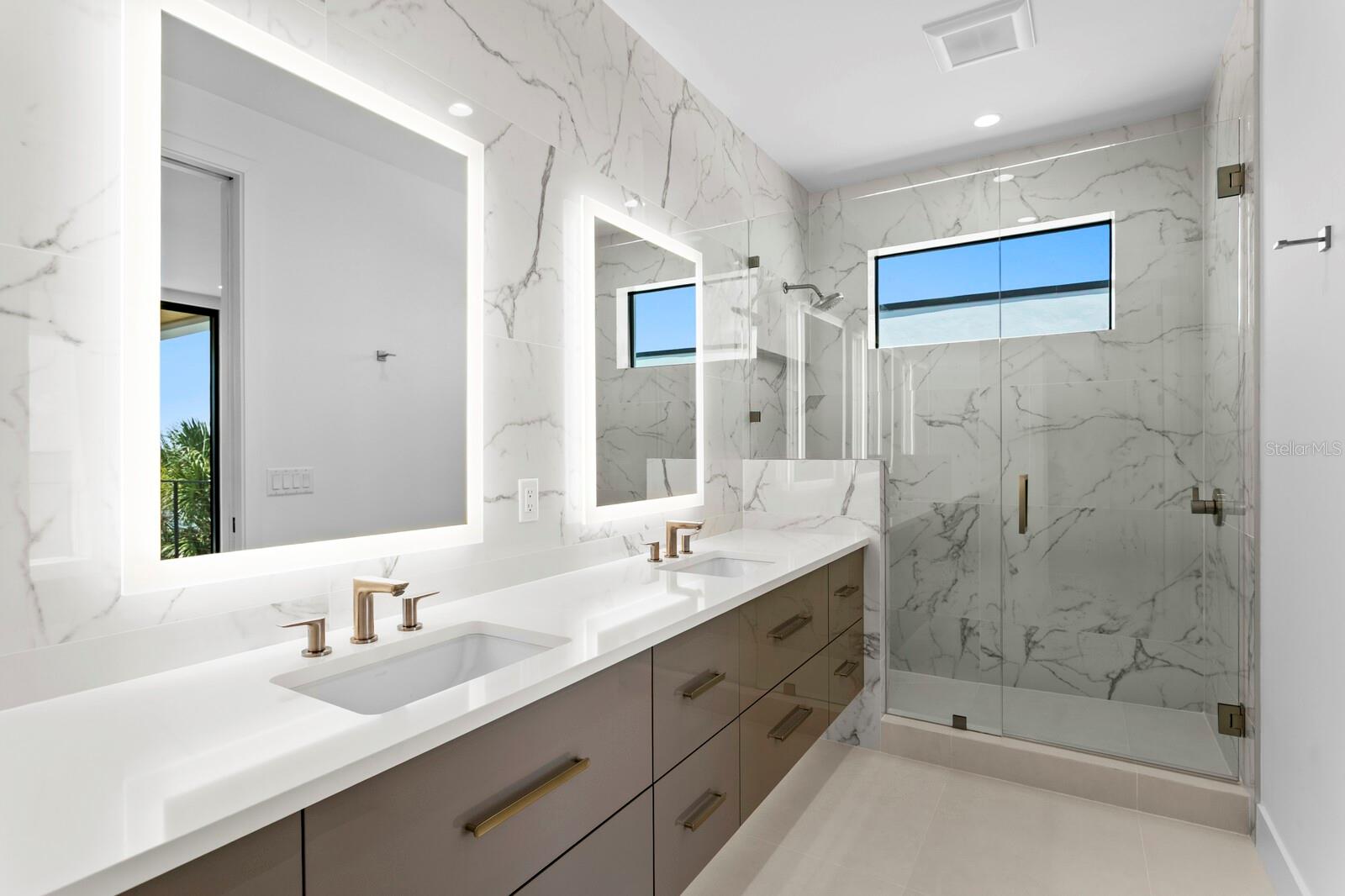 114 SANDS POINT DR — photo 52