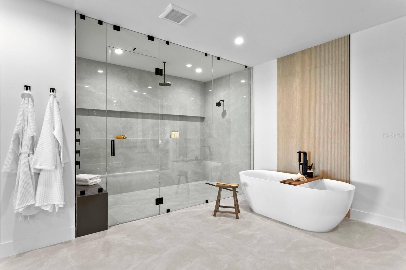 114 SANDS POINT DR — photo 42