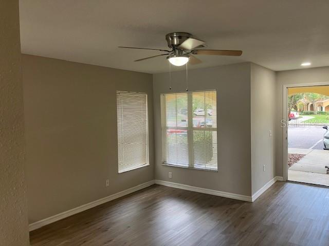 6922 HAWTHORNE TRACE LN — photo 2