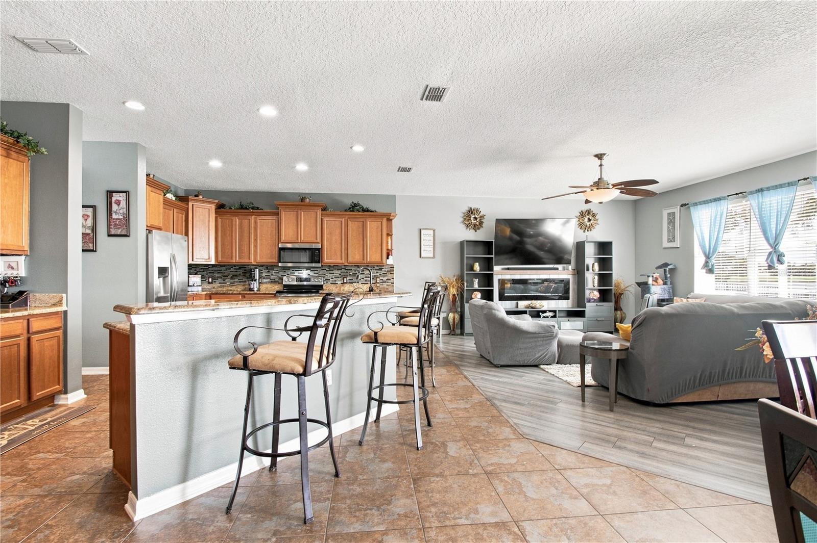 5321 SANDY SHELL DR — photo 10