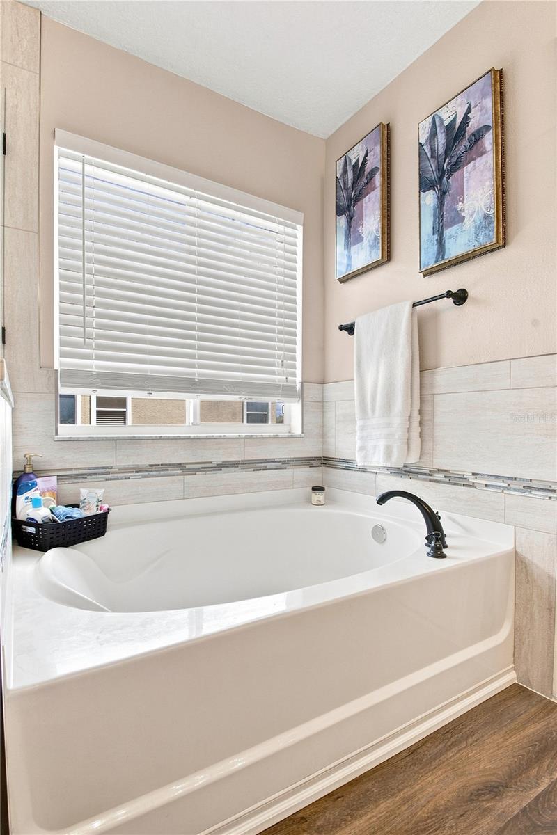 5321 SANDY SHELL DR — photo 25