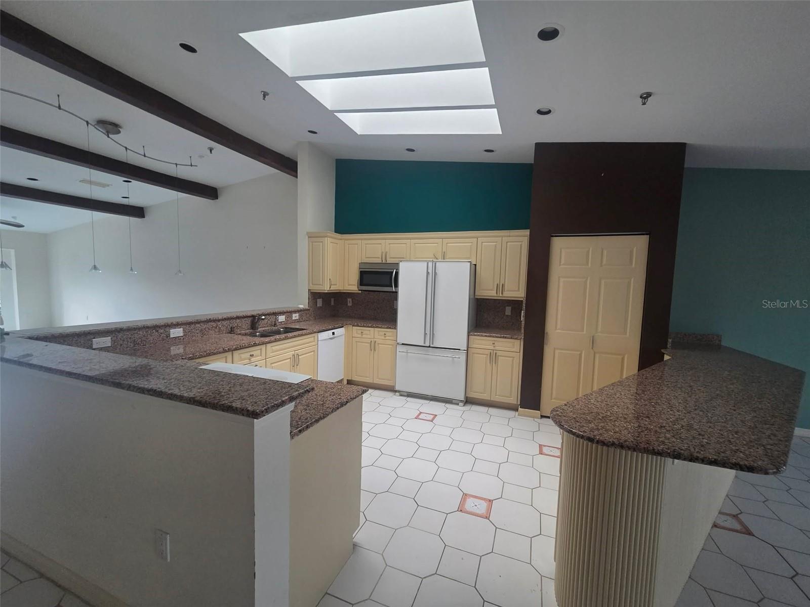 2321 HARBOUR OAKS DR — photo 11