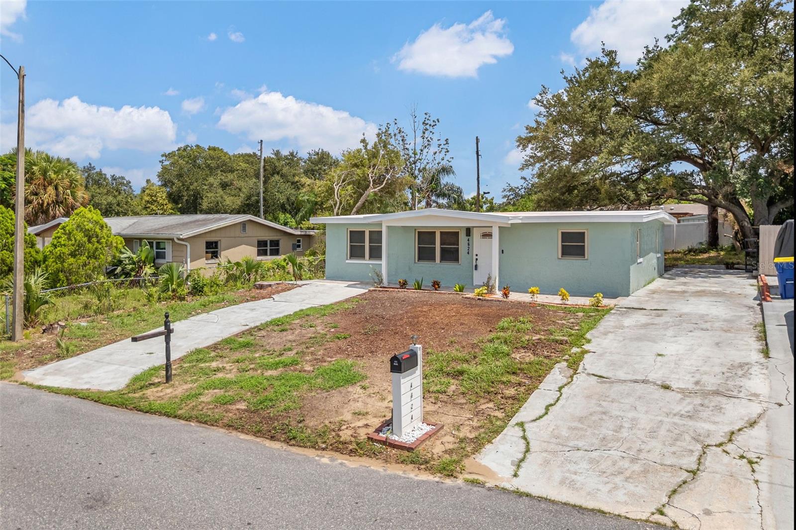 4624 PIRATE PL — photo 2