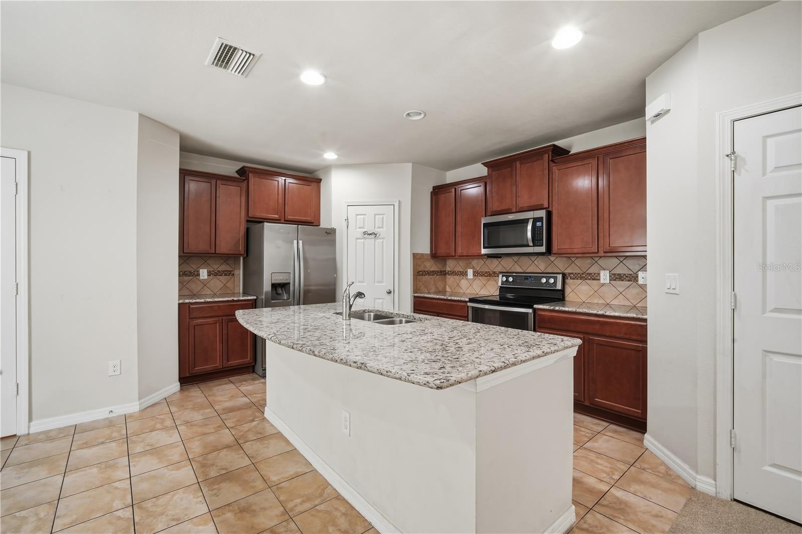 4739 SOMERSET HILL LN — photo 8
