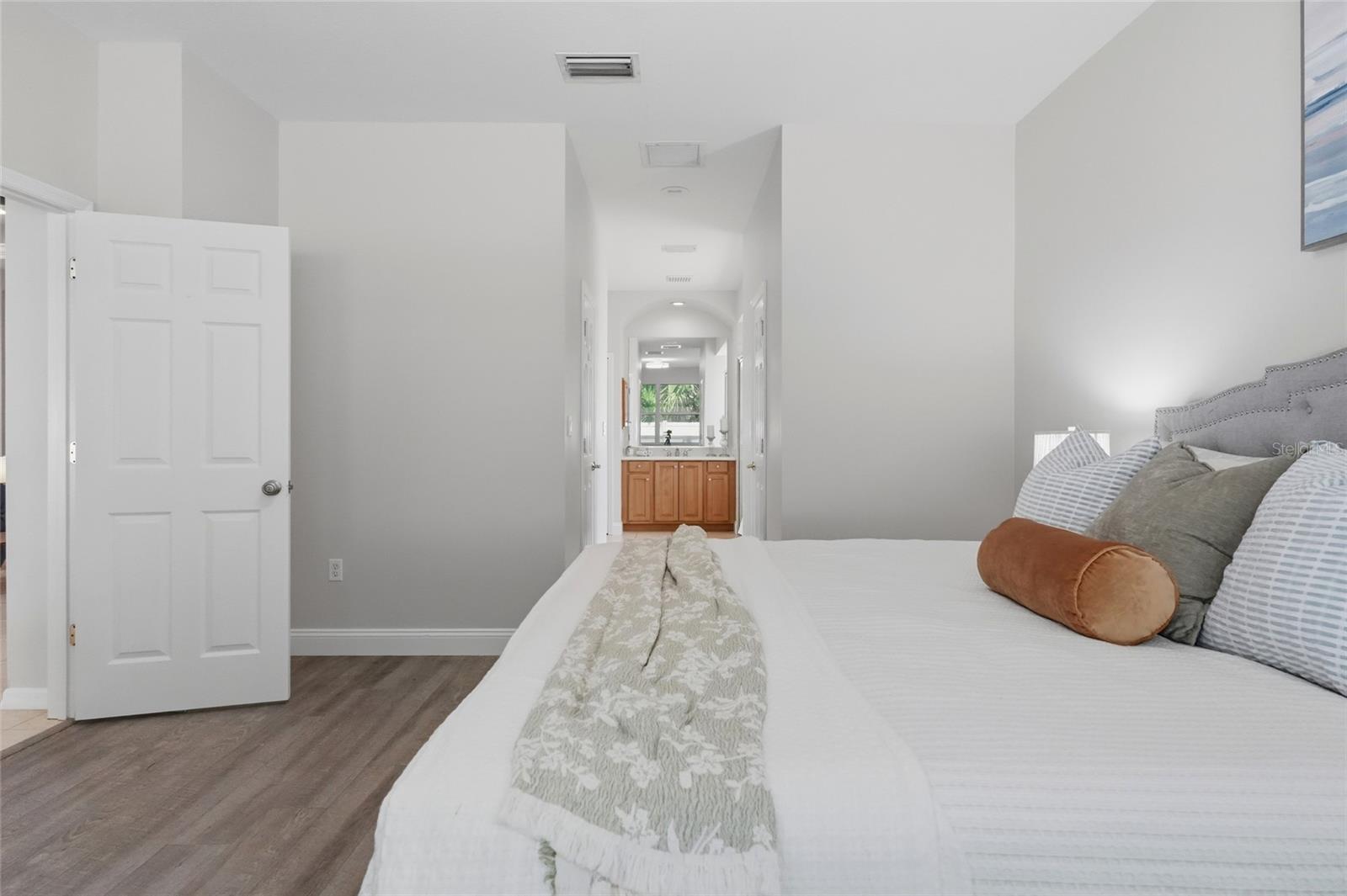 7019 OWLS NEST TER — photo 47