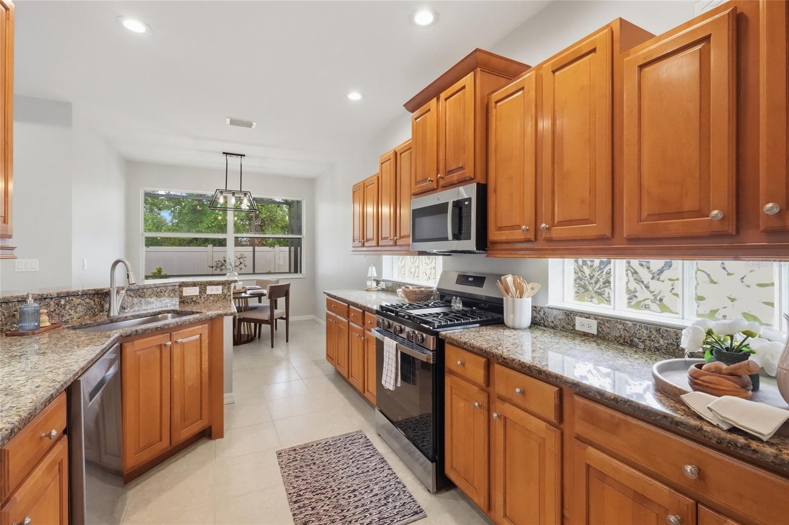 7019 OWLS NEST TER — photo 36