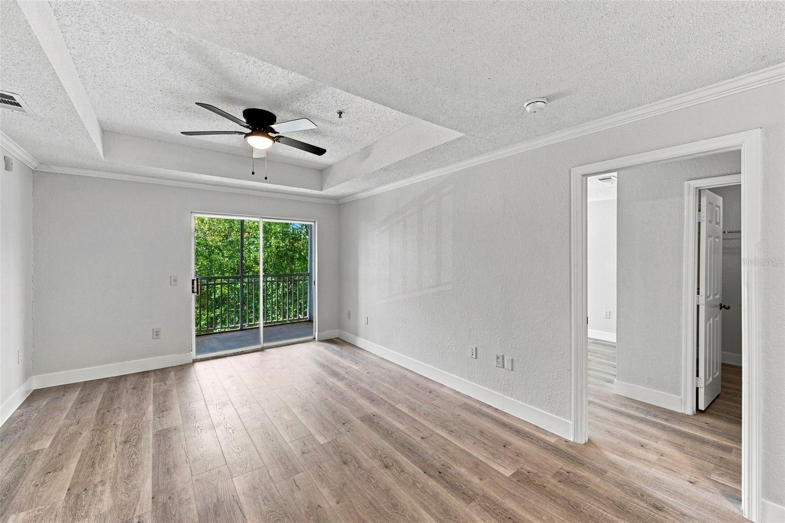 18001 RICHMOND PLACE DR #136 — photo 8