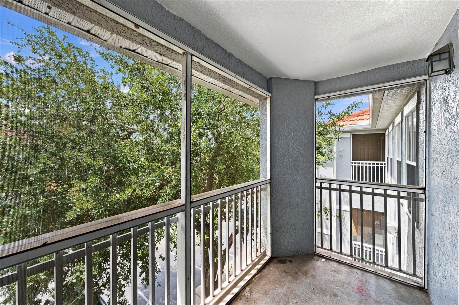 18001 RICHMOND PLACE DR #136 — photo 16