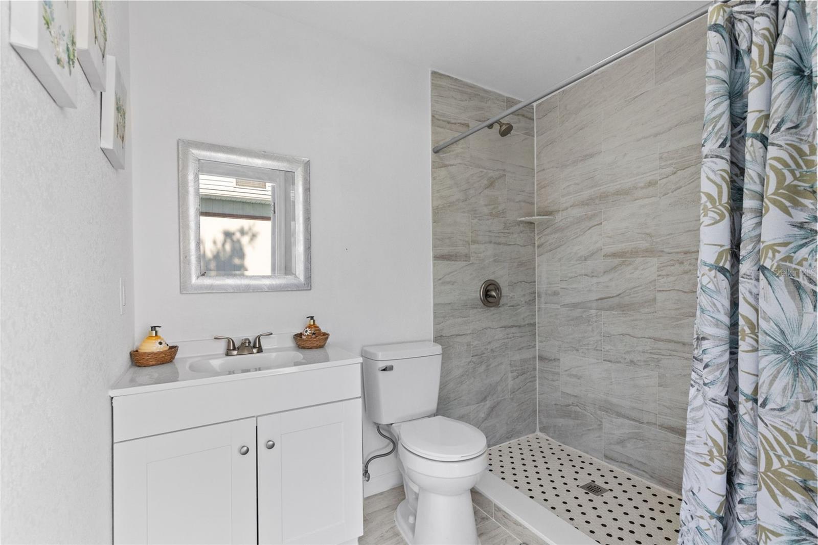 5408 PENTAIL CIR — photo 29