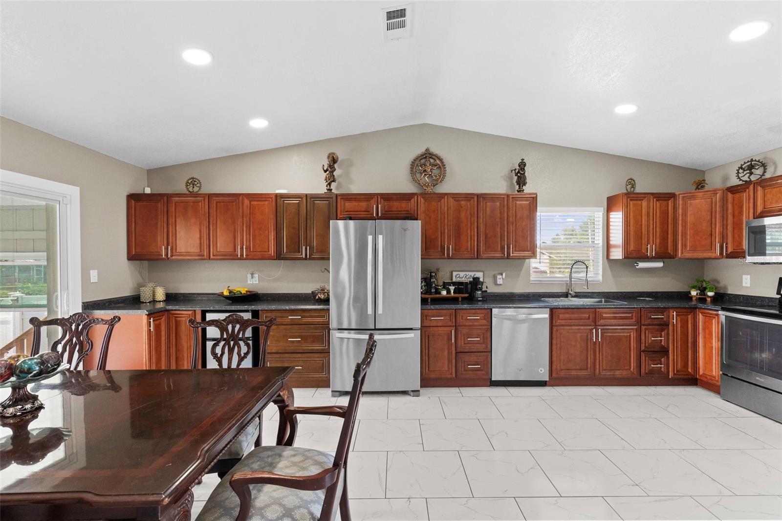 5408 PENTAIL CIR — photo 12