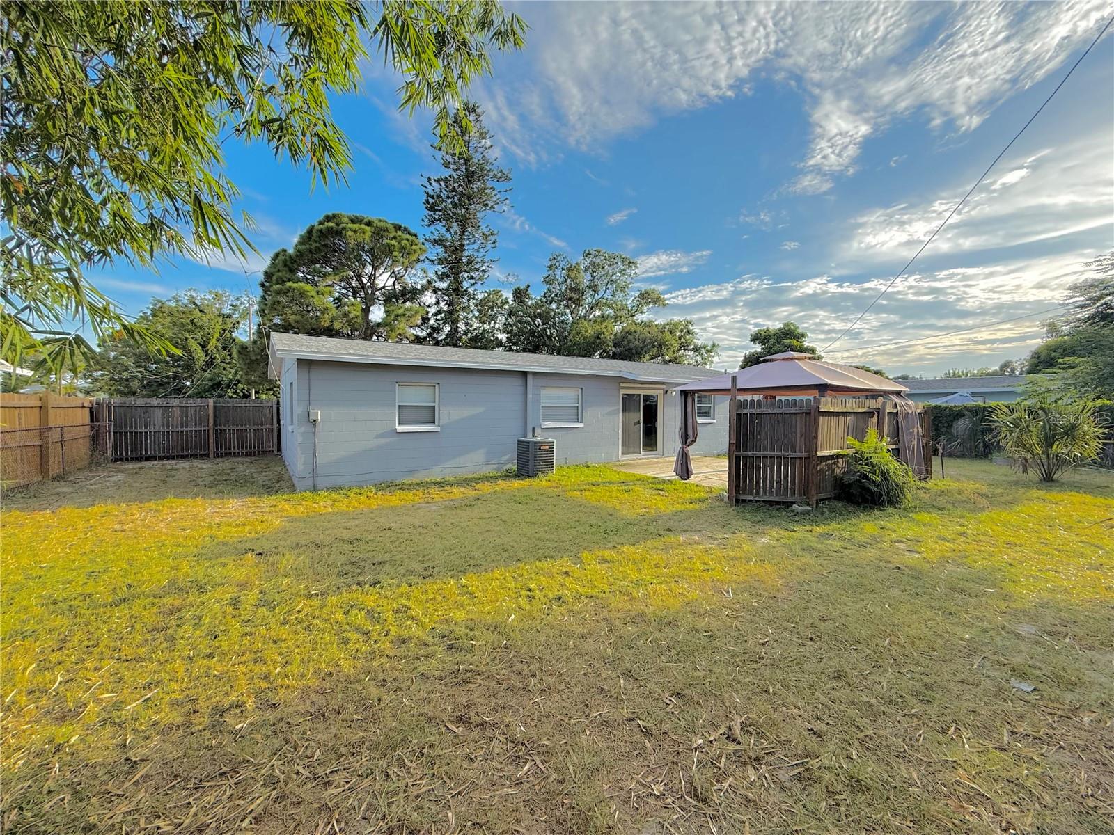 349 DOLPHIN AVE SE — photo 17