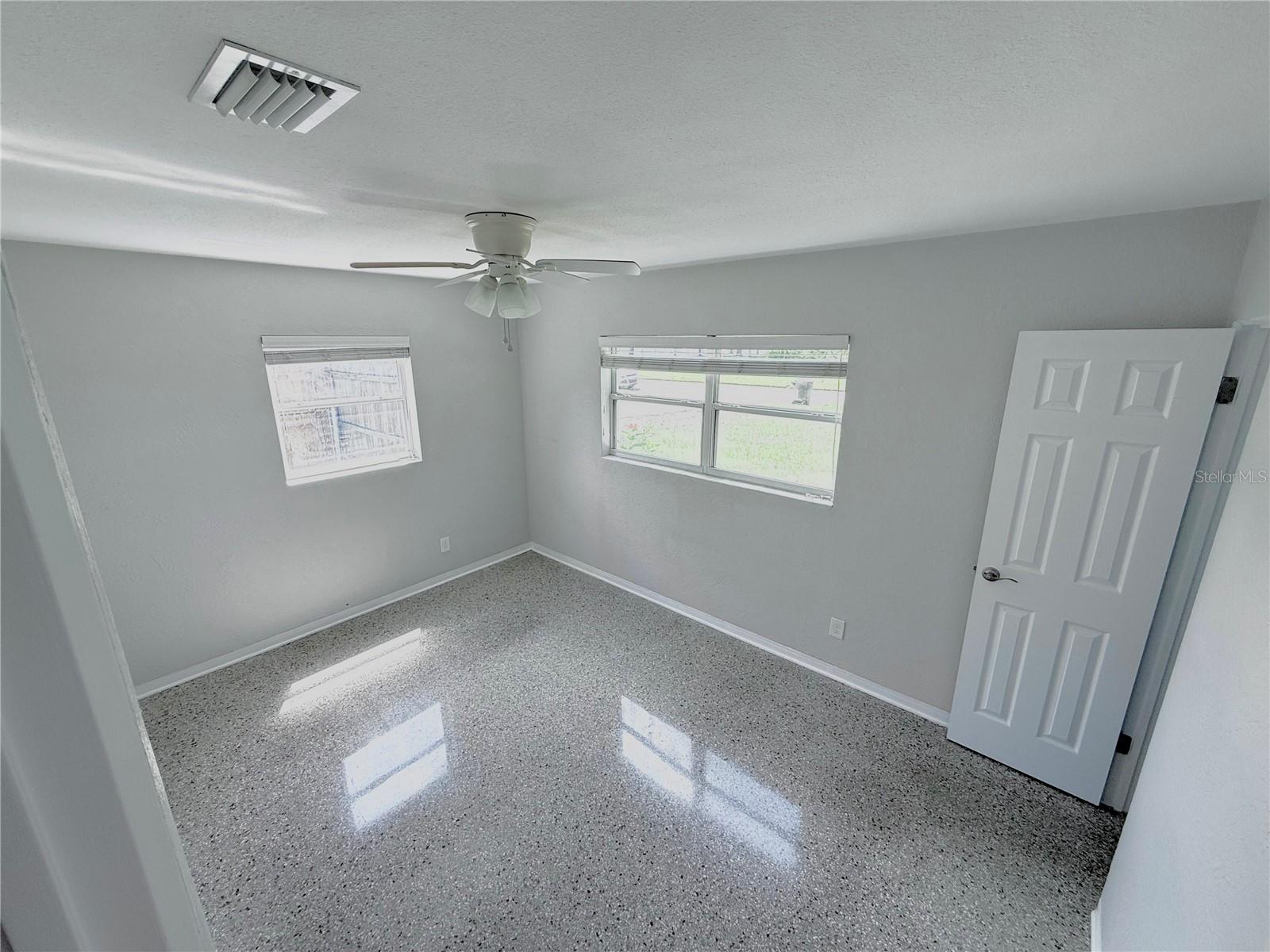 349 DOLPHIN AVE SE — photo 9
