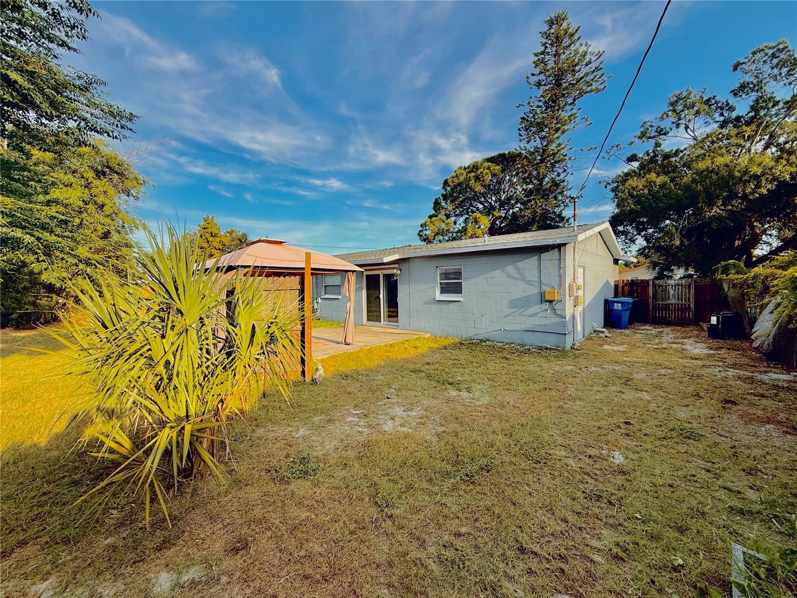 349 DOLPHIN AVE SE — photo 16