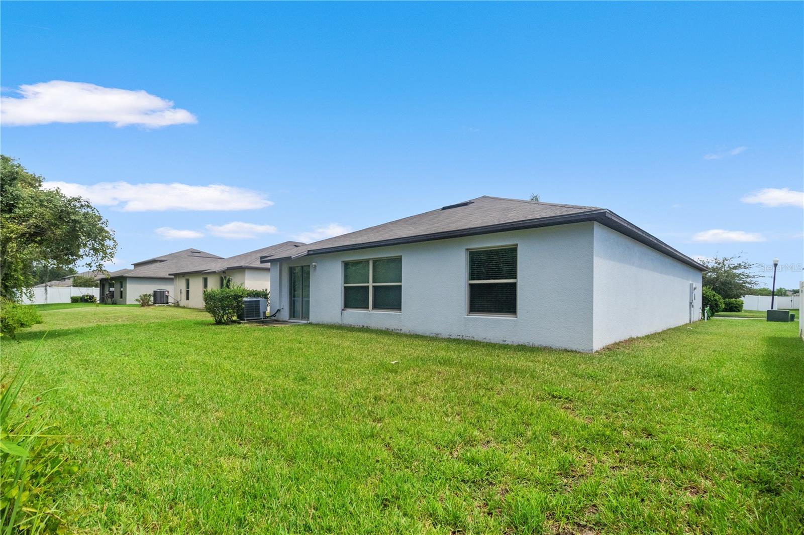 2979 MOULDEN HOLLOW DR — photo 38
