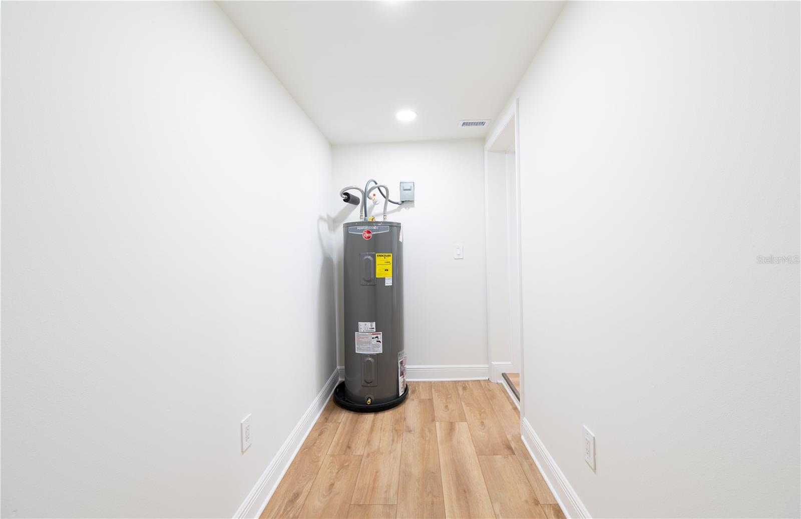 1503 LANCELOT LOOP — photo 19