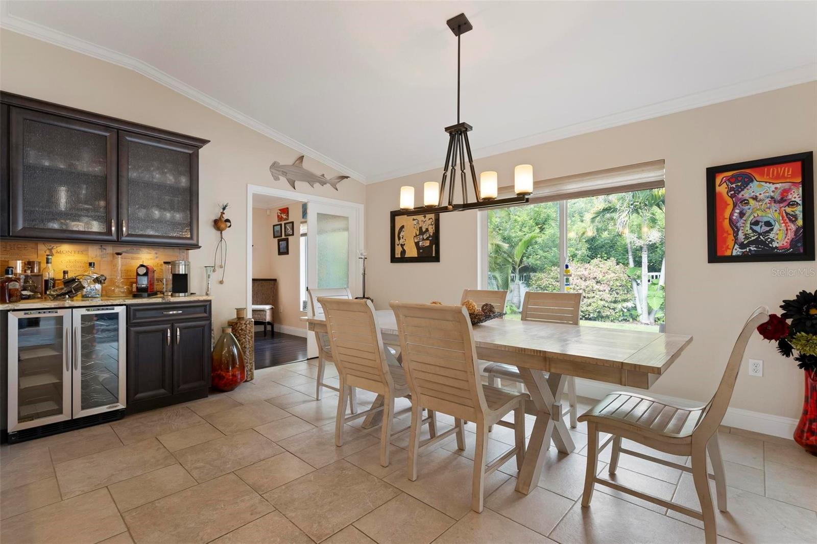 586 OAK BAY DR — photo 12