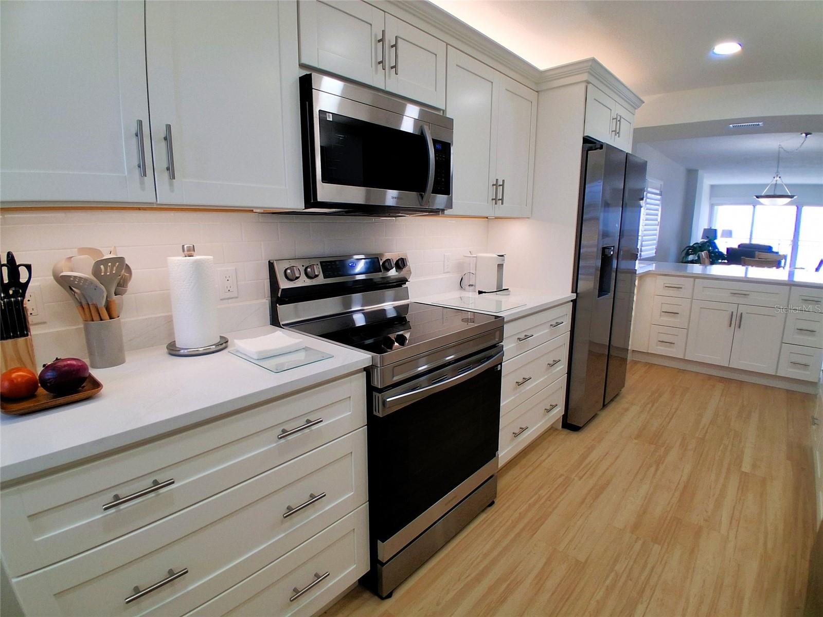 19 WHISPERING SANDS DR #401 — photo 14