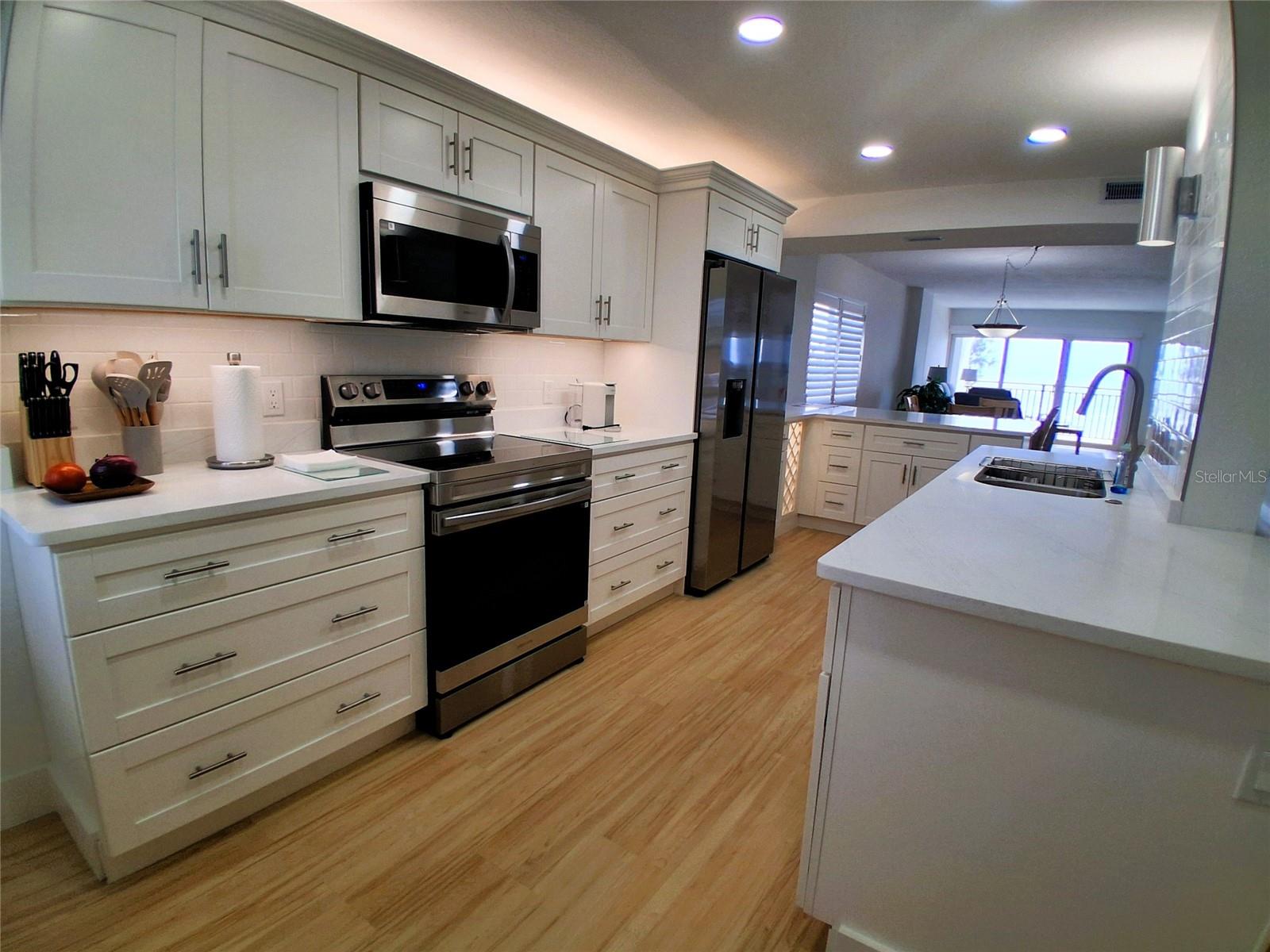 19 WHISPERING SANDS DR #401 — photo 13