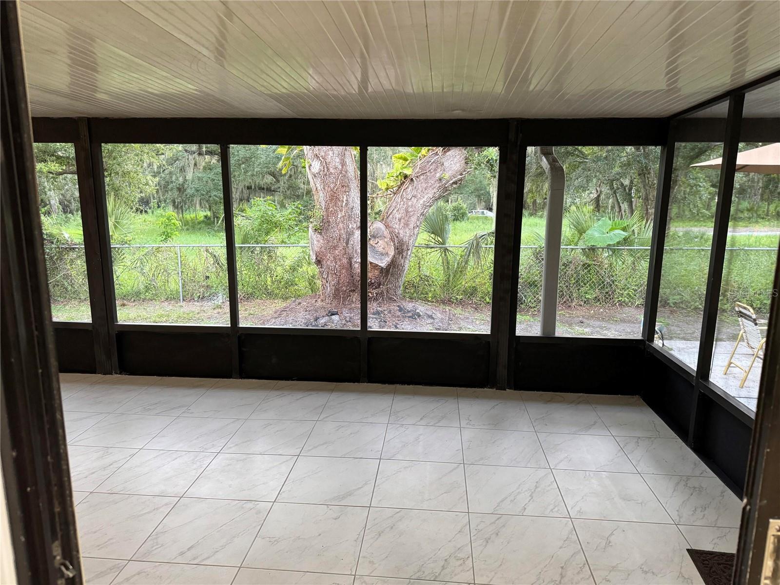8801 MARC DAVID — photo 28