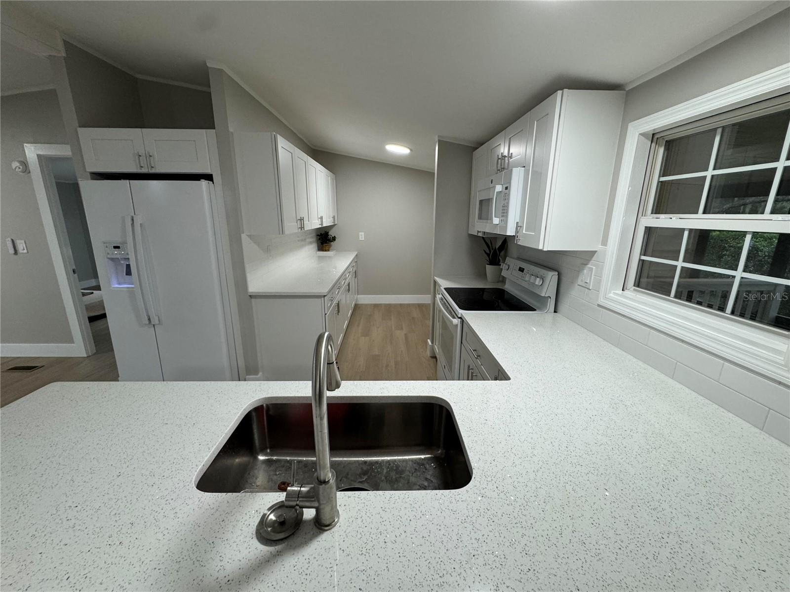 8801 MARC DAVID — photo 33