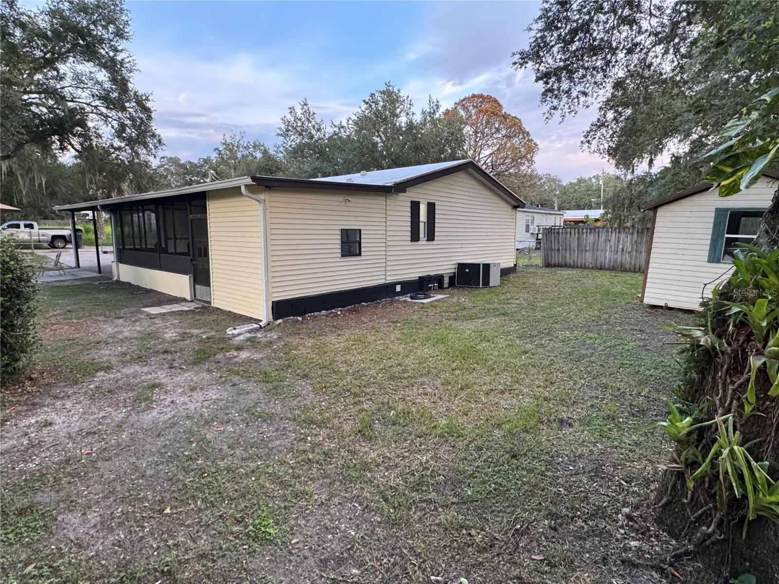 8801 MARC DAVID — photo 17