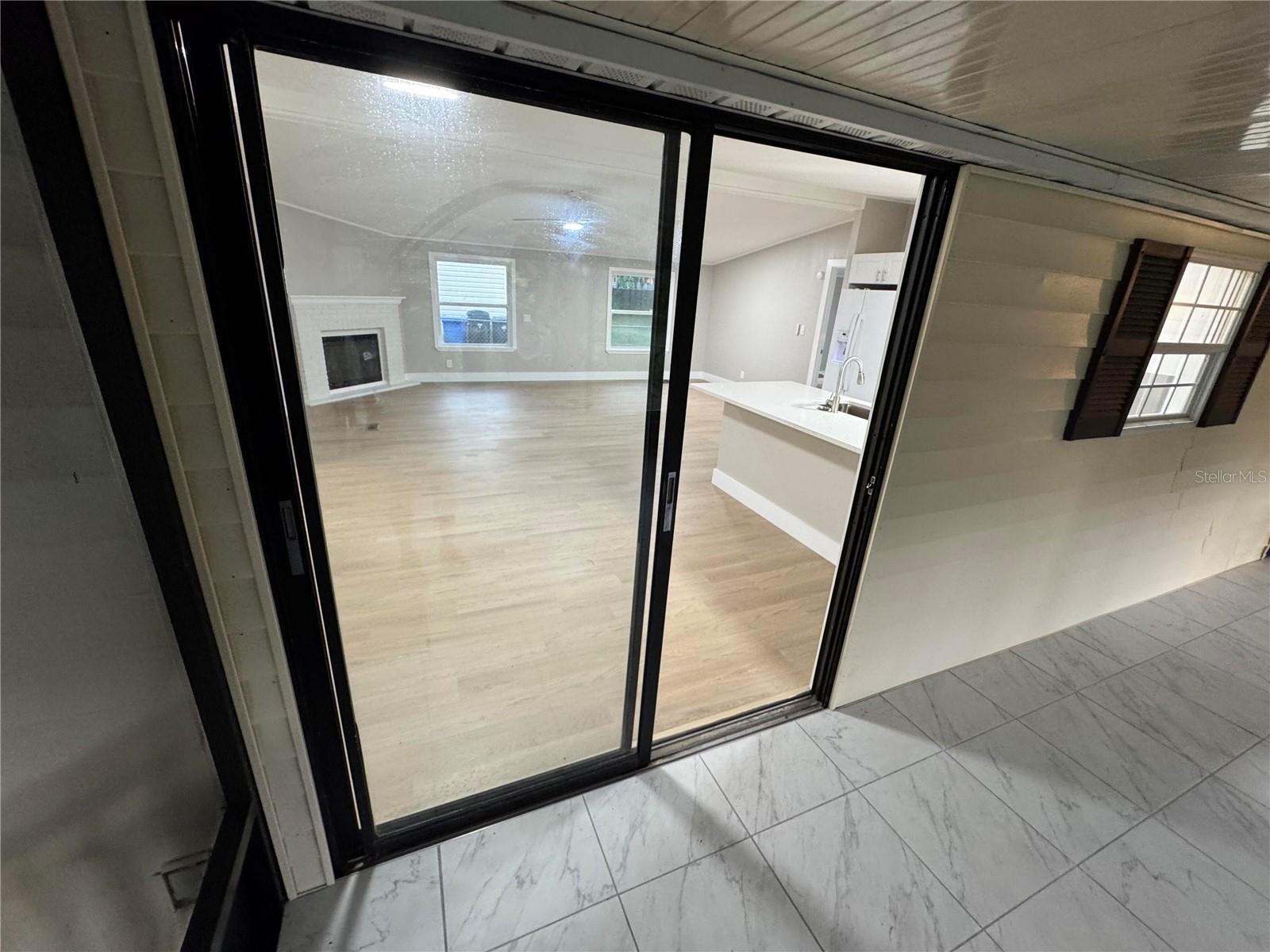 8801 MARC DAVID — photo 27