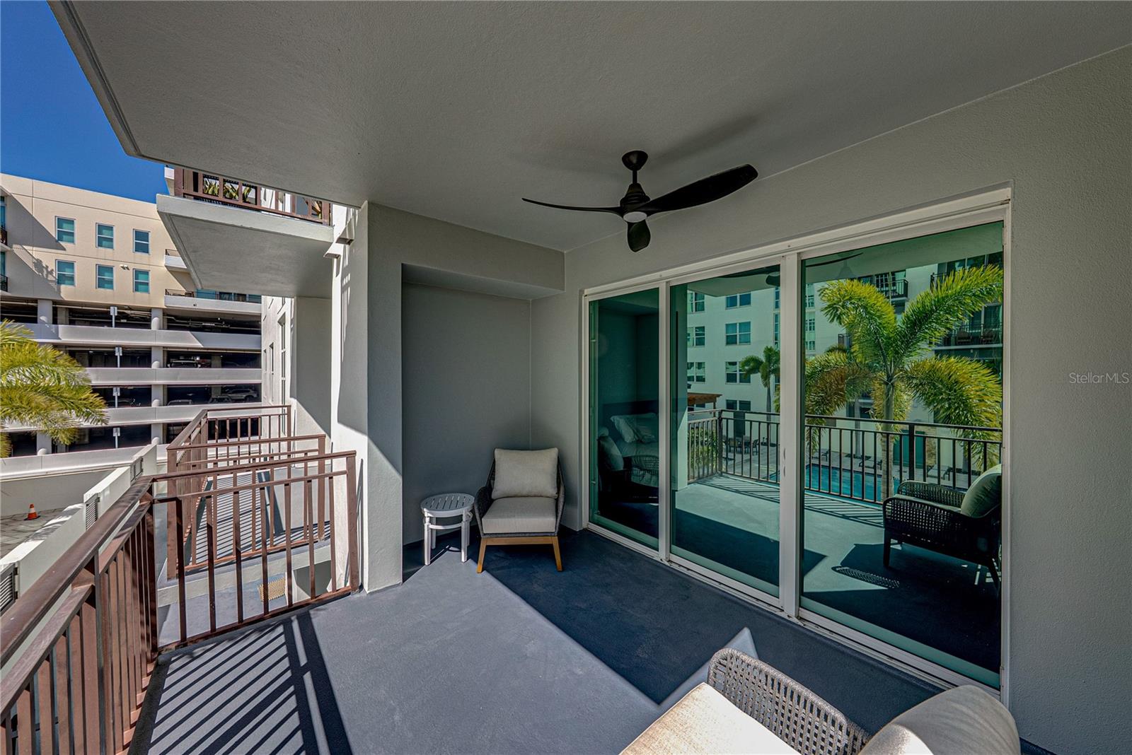 1227 E MADISON ST #504 — photo 41