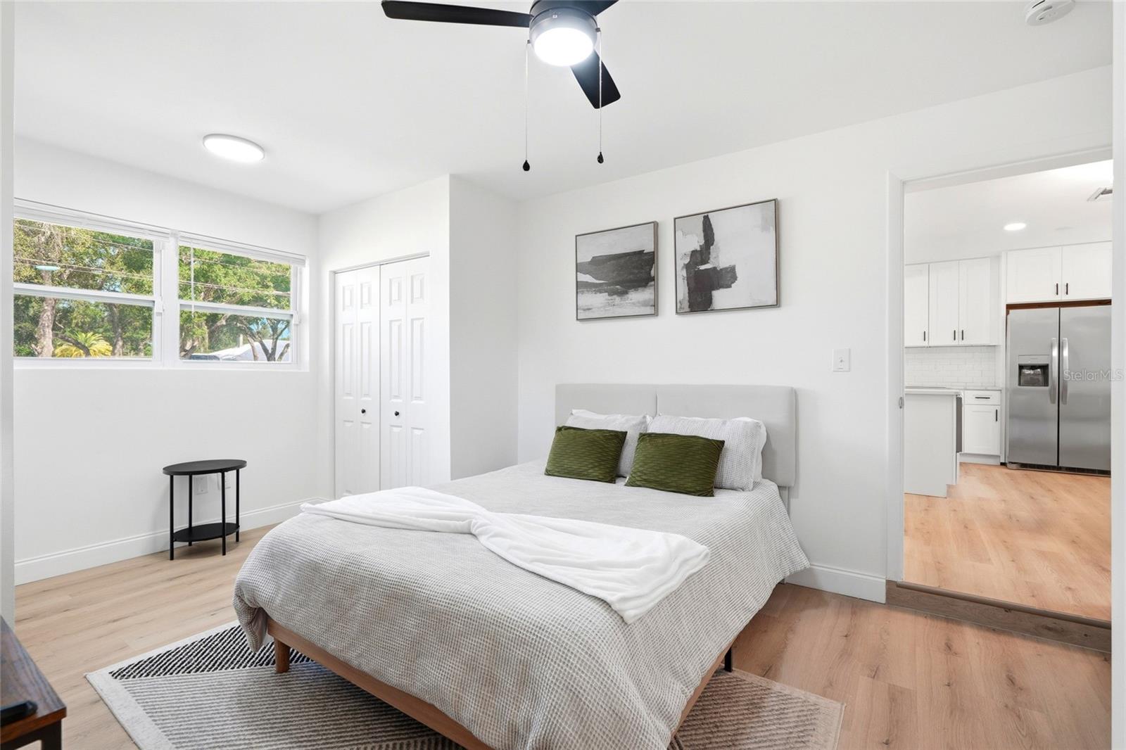 2117 N HERCULES AVE — photo 13