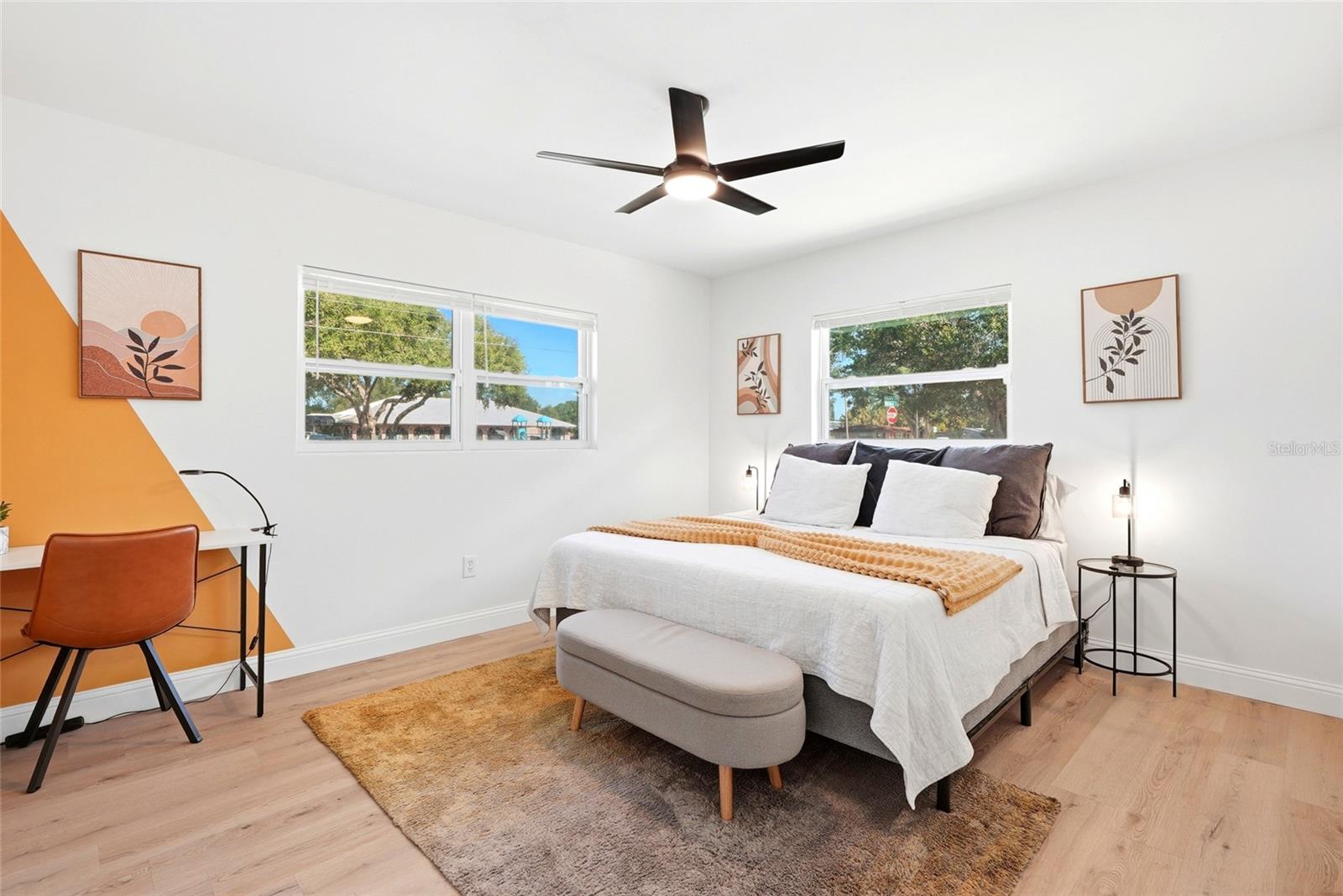 2117 N HERCULES AVE — photo 16