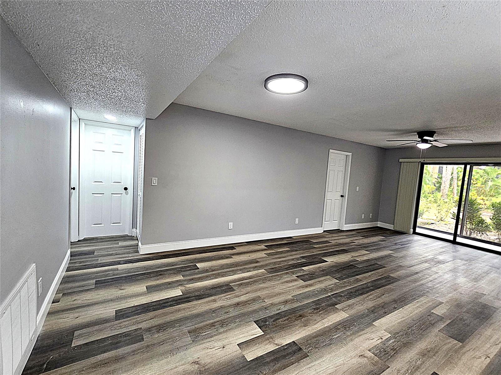 1720 GLENHOUSE DR #328 — photo 8