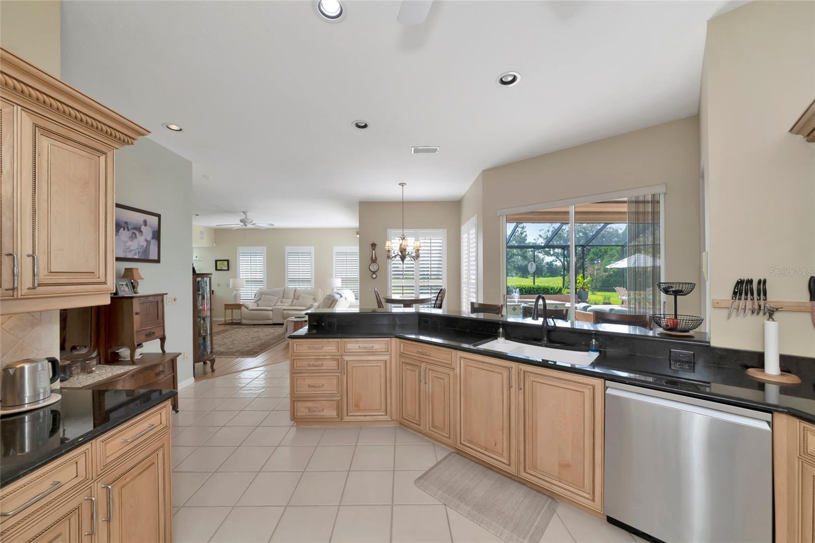 6213 GLEN ABBEY LN — photo 15