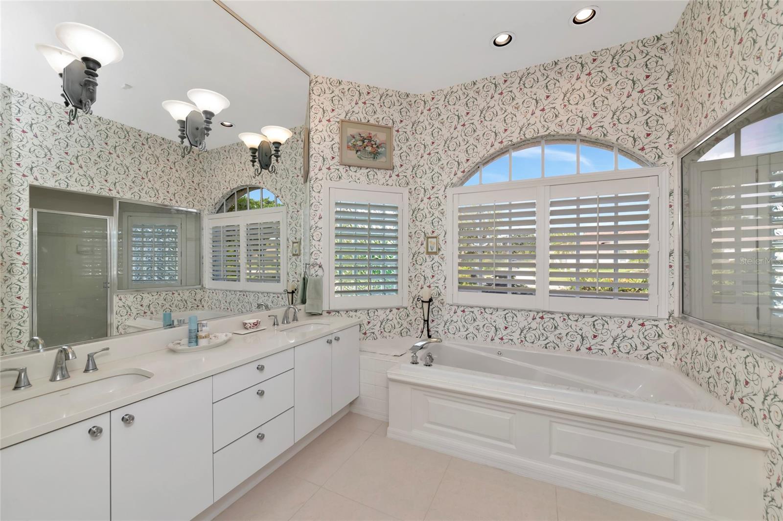 6213 GLEN ABBEY LN — photo 12