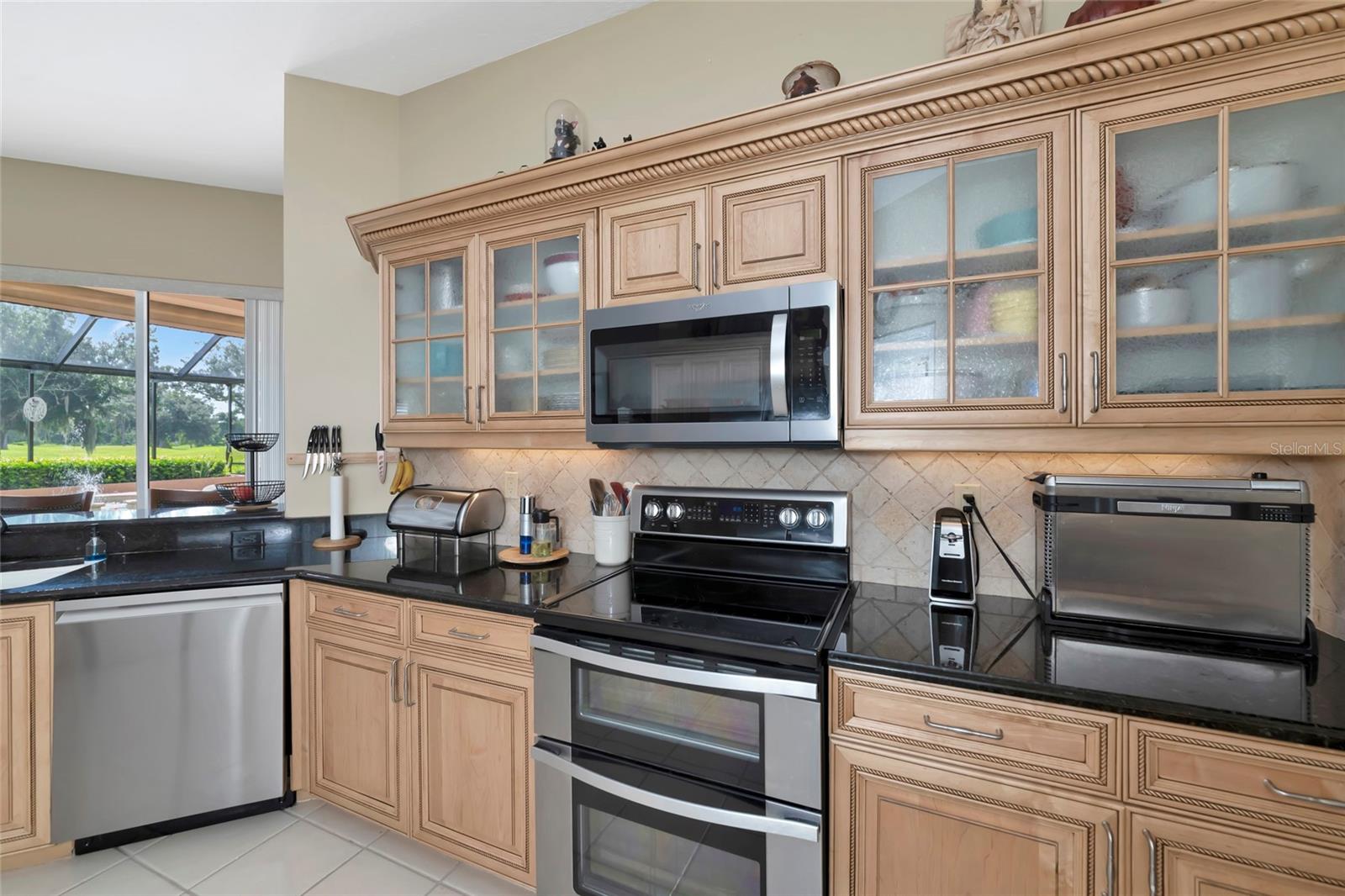 6213 GLEN ABBEY LN — photo 16